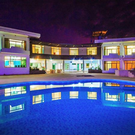 Galapagos Tortuga Bay Hotel ปูแอร์โตอาโยรา ภายนอก รูปภาพ