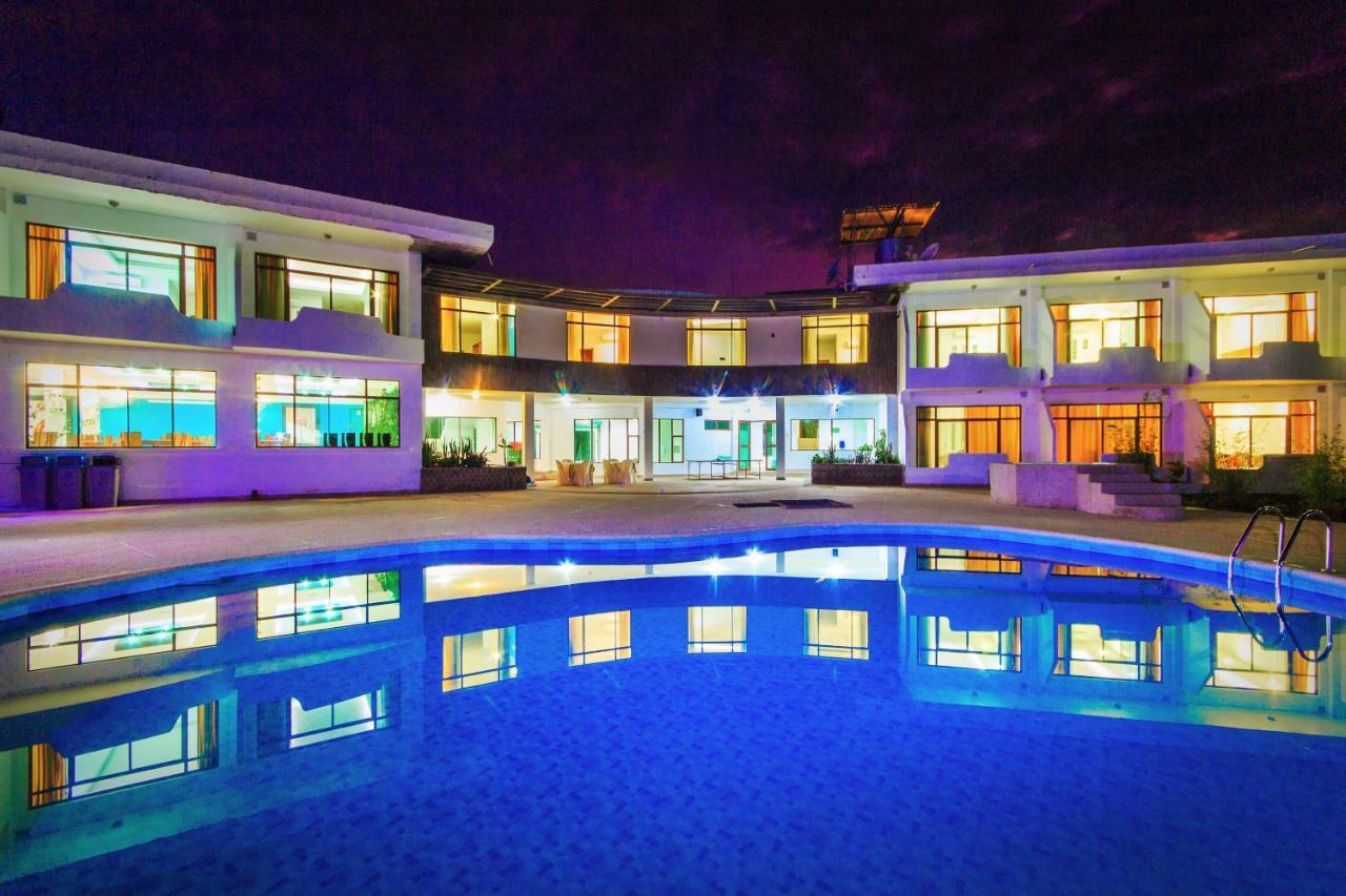 Galapagos Tortuga Bay Hotel ปูแอร์โตอาโยรา ภายนอก รูปภาพ